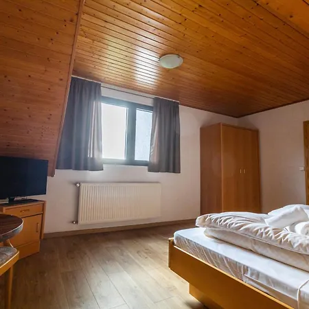 Haus Koinonia Pensjonat Langscheid (Mayen-Koblenz)